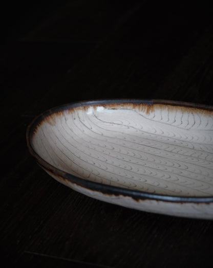 「練上」鶉手紋・橢圓大缽