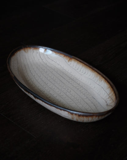 「練上」鶉手紋・橢圓大缽