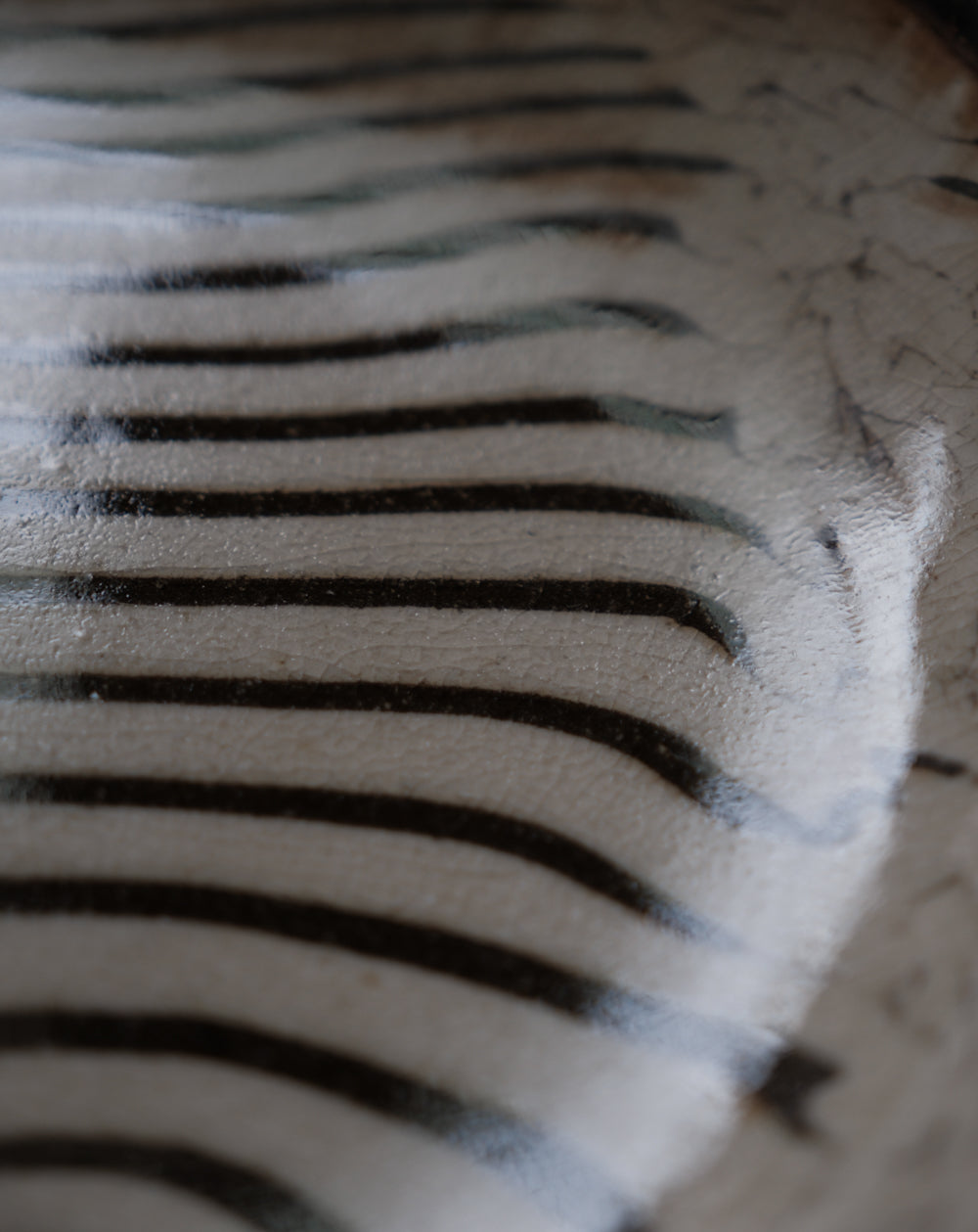 「練上」白黑紋・九寸皿