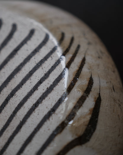 「練上」白黑紋・九寸皿