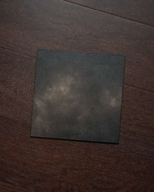 敷板・黑蒔地 / 26cm