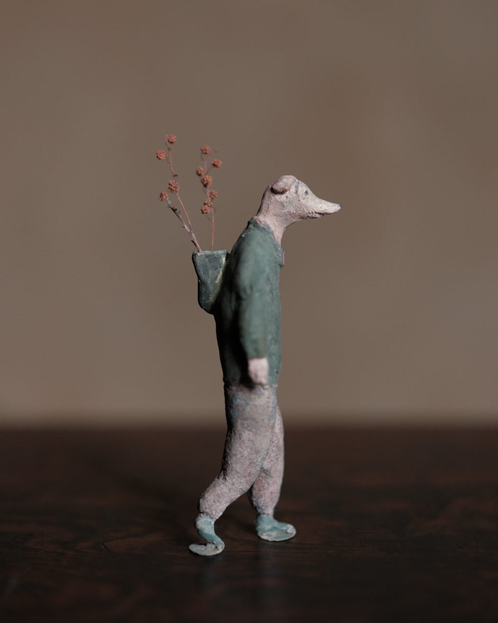 搬運花的犬人