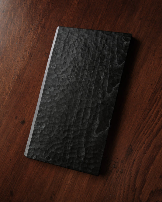 鑿刻木板皿 VIII