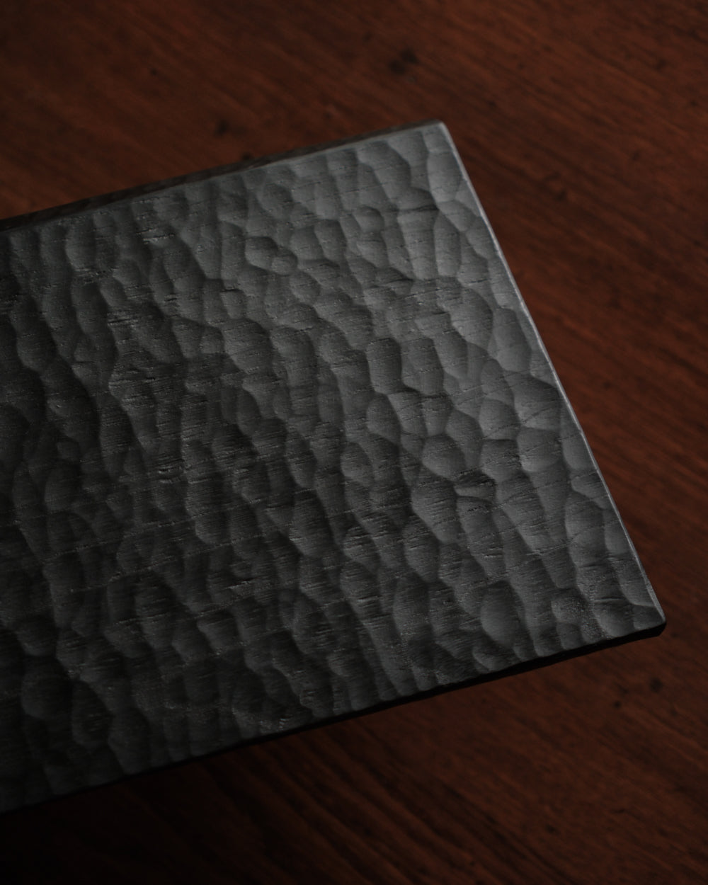 鑿刻木板皿 VIII