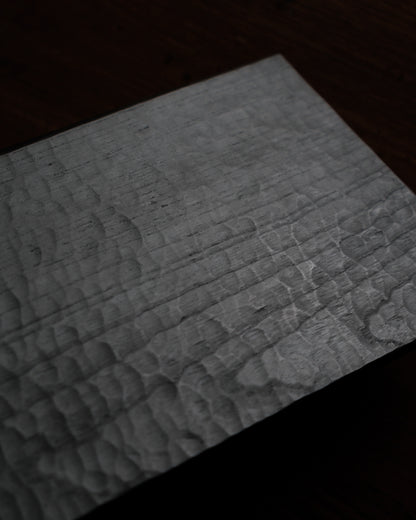 鑿刻木板皿 VIII