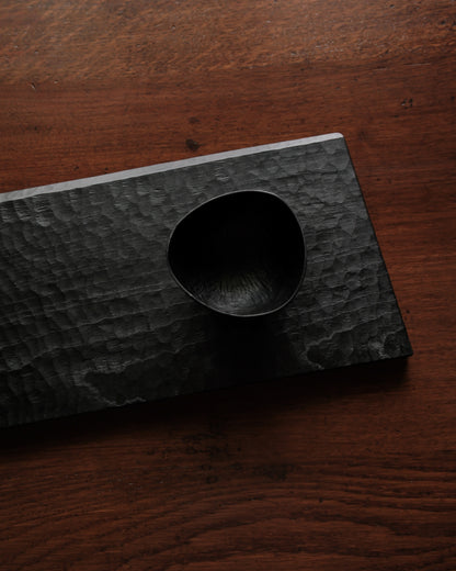 鑿刻木板皿 VIII