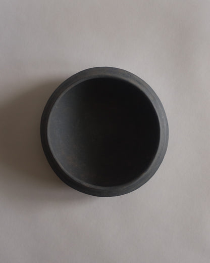 雙弦紋鉢・墨黑