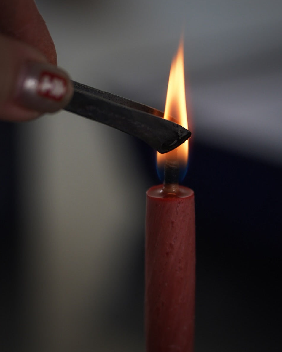 和蠟燭燭台與芯切