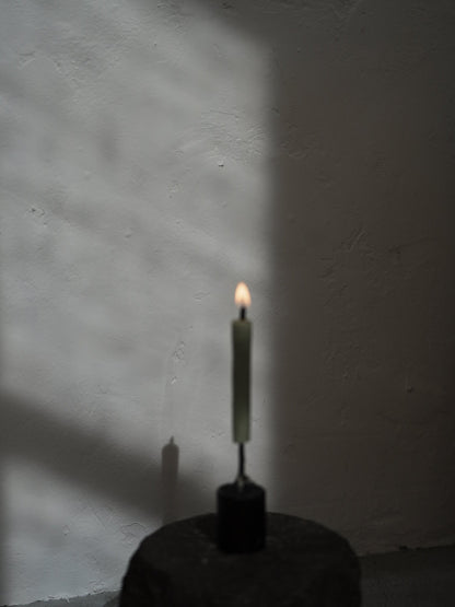 和蠟燭燭台與芯切