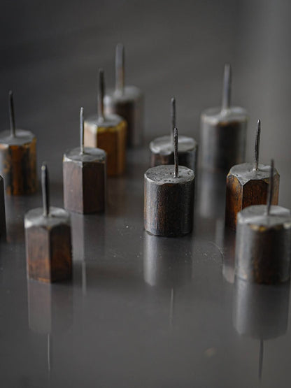 和蠟燭燭台與芯切